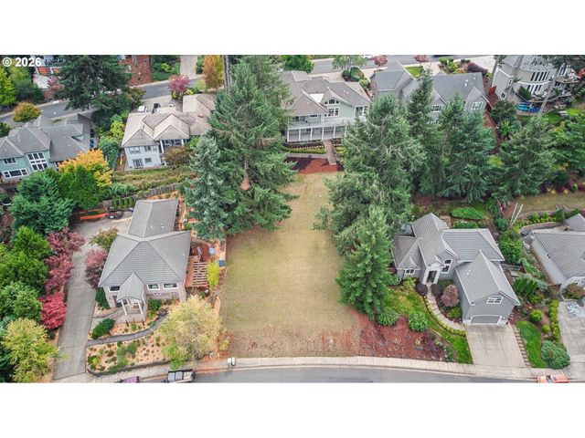 3244 WINTERCREEK Dr, Eugene, OR 97405