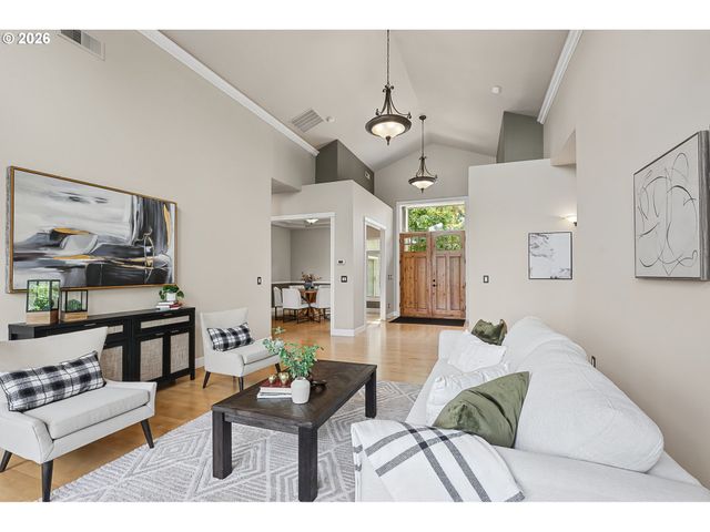 3244 WINTERCREEK Dr, Eugene, OR 97405
