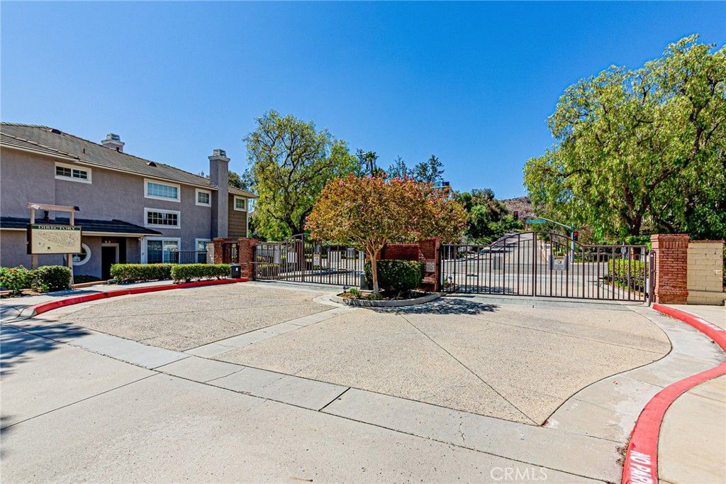 Image 32 of property listing at 17750 Bronte Road 39, Chino Hills, CA 91709