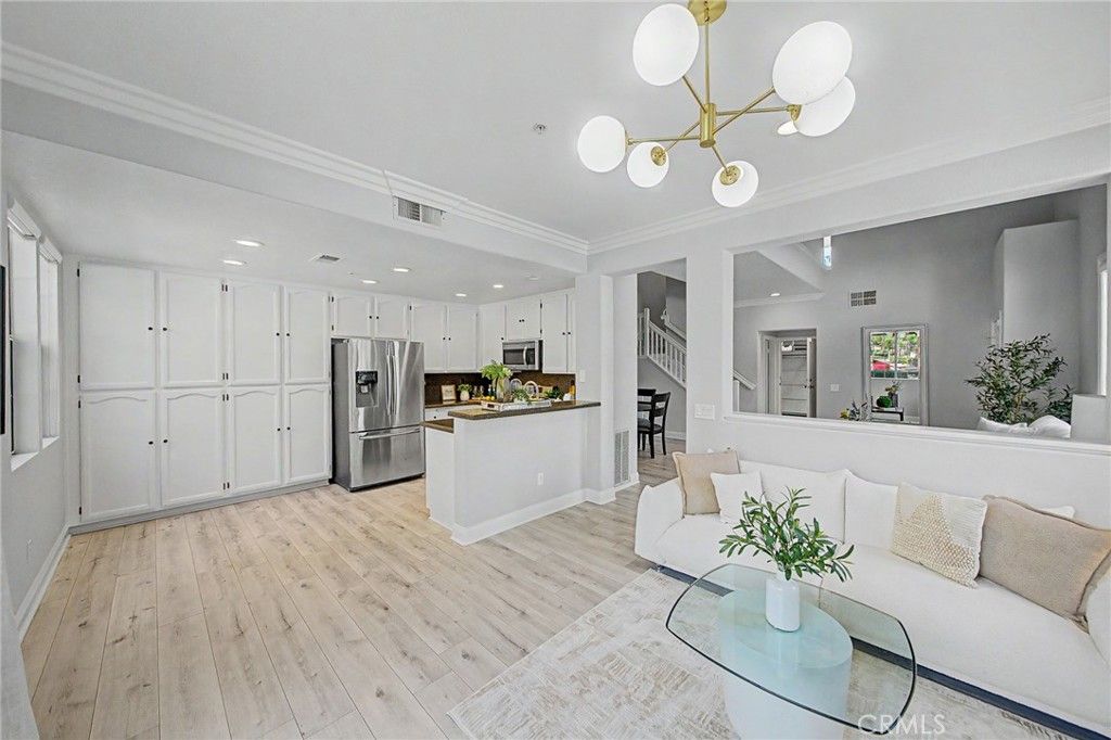 Image 5 of property listing at 17750 Bronte Road 39, Chino Hills, CA 91709