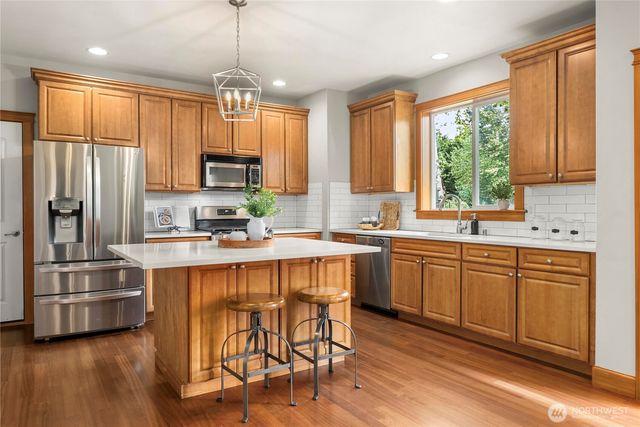 22625 SE 271st Street, Maple Valley, WA 98038