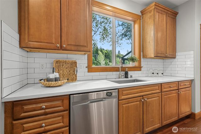 22625 SE 271st Street, Maple Valley, WA 98038