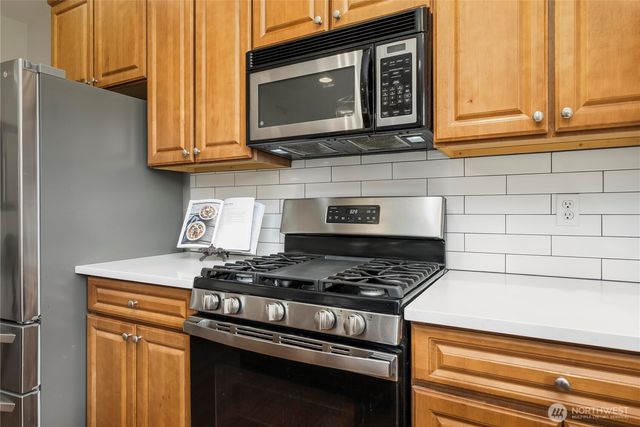 22625 SE 271st Street, Maple Valley, WA 98038