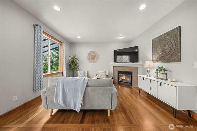 22625 SE 271st Street, Maple Valley, WA 98038