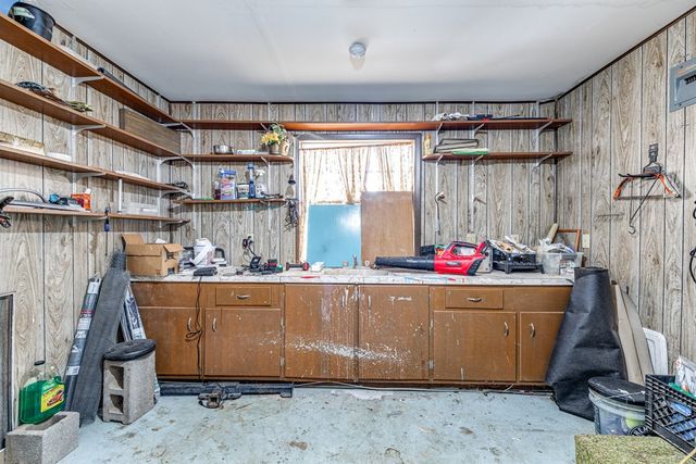 301 11th Street, Ballinger, TX 76821