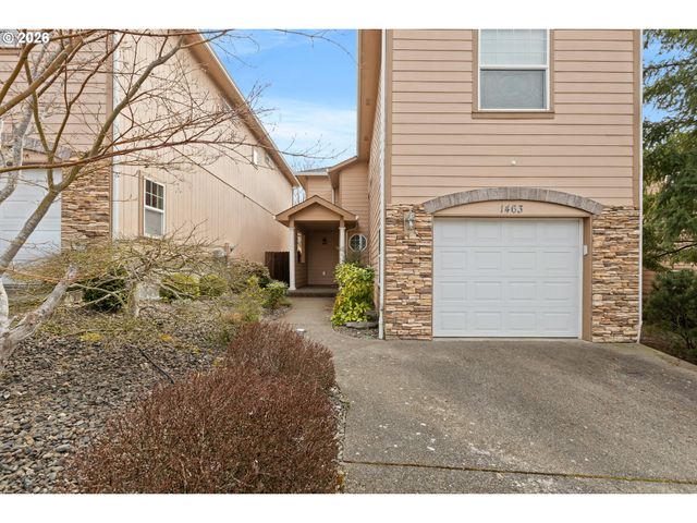 1463 FOUR SEASONS Dr, Roseburg, OR 97470