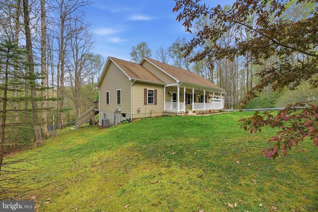 405 BALL RD, Saint Leonard, MD 20685