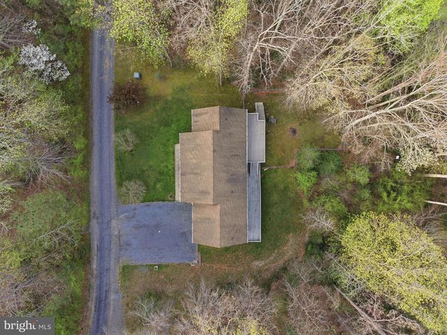 405 BALL RD, Saint Leonard, MD 20685