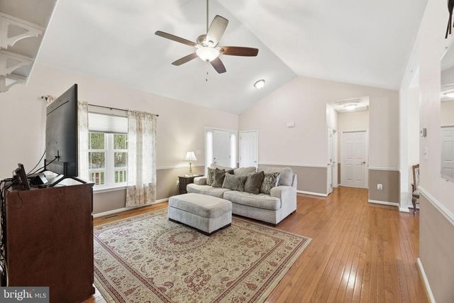 405 BALL RD, Saint Leonard, MD 20685