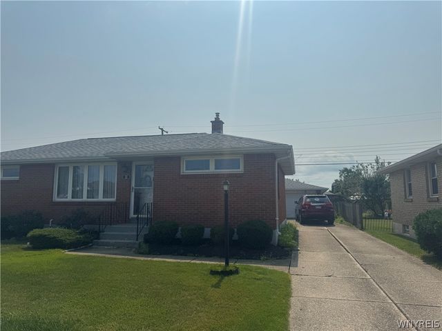 23 Diane Drive, Cheektowaga, NY 14225