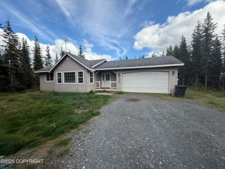 35925 Weaver Lane, Sterling, AK 99672