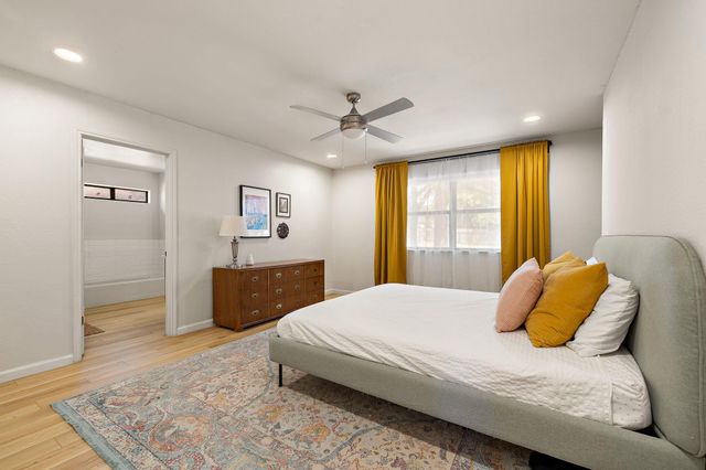 2202 Carolyn DR, Taylor, TX 76574