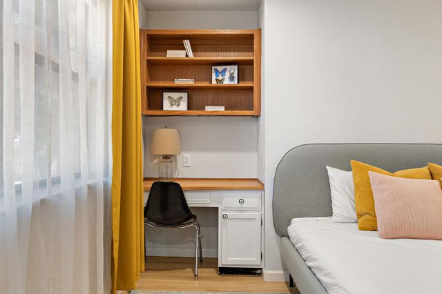 2202 Carolyn DR, Taylor, TX 76574