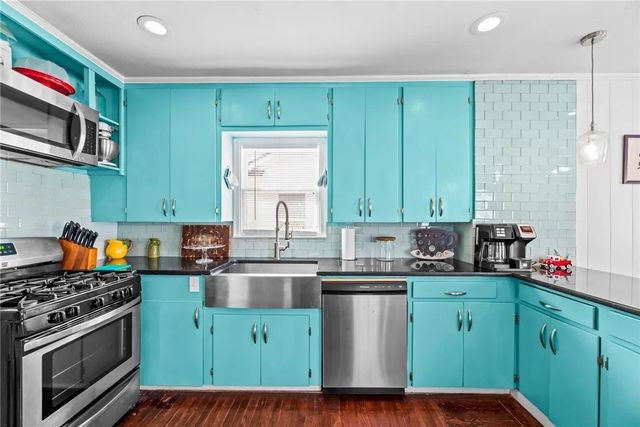 438 Indiana Ave, Corpus Christi, TX 78404