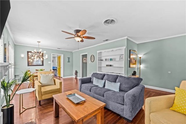 438 Indiana Ave, Corpus Christi, TX 78404