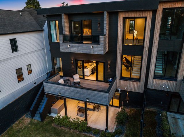 1314 Clifton Ln, Nashville, TN 37215