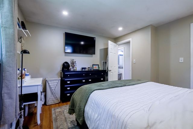 26 Tenby Drive, Nashua, NH 03062
