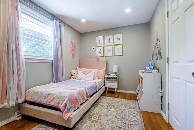 26 Tenby Drive, Nashua, NH 03062