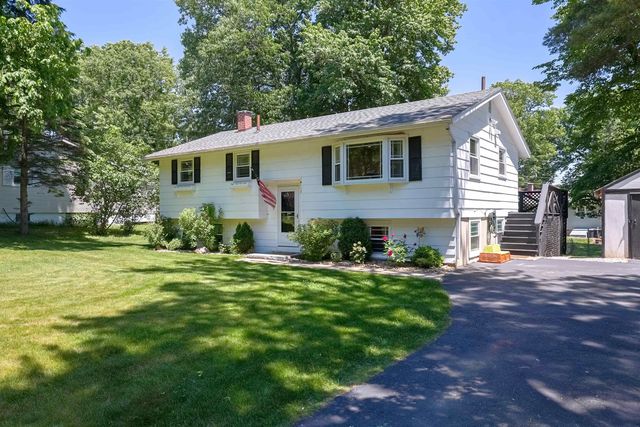 26 Tenby Drive, Nashua, NH 03062