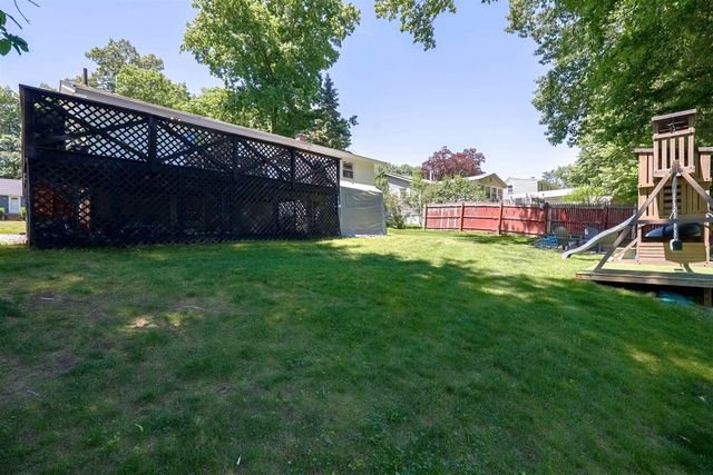 26 Tenby Drive, Nashua, NH 03062