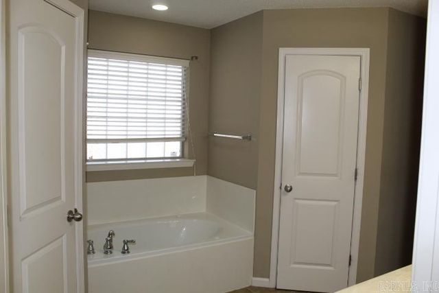 3022 Brenda Drive, Benton, AR 72015