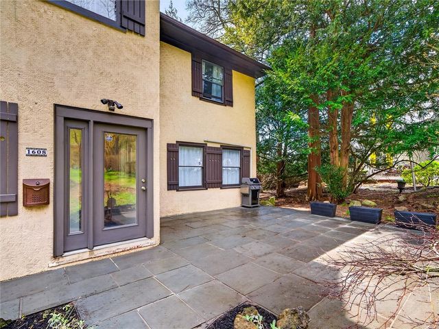 1608 Highland Avenue, Rochester, NY 14618