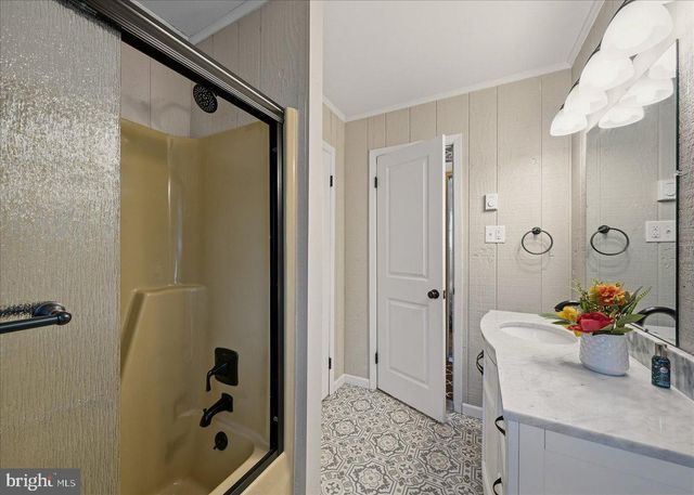 67 SPENCER LN, Albrightsville, PA 18210