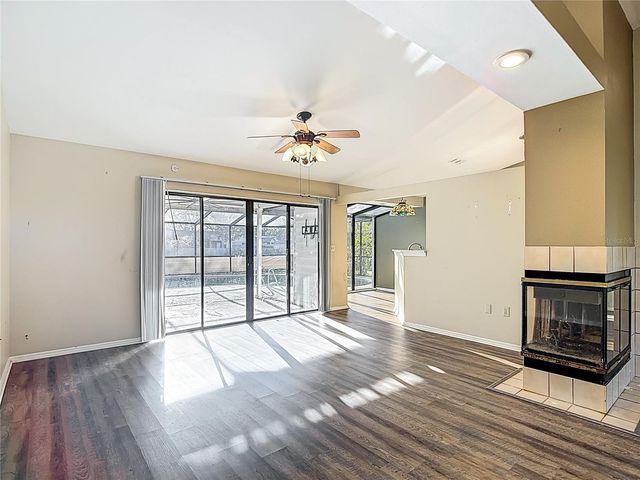 1040 SAWYERS COURT, Lutz, FL 33559