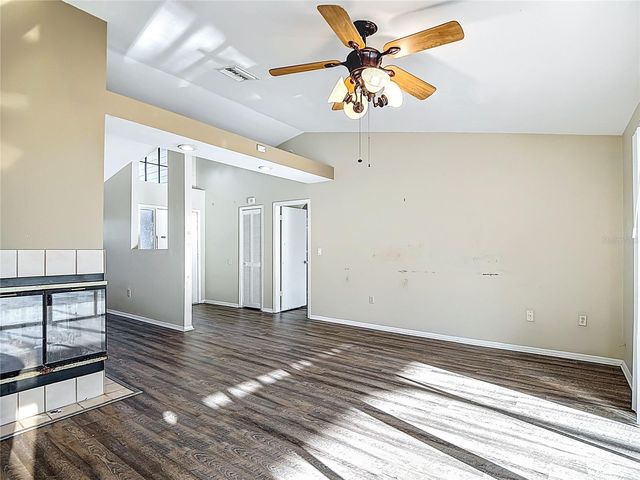 1040 SAWYERS COURT, Lutz, FL 33559