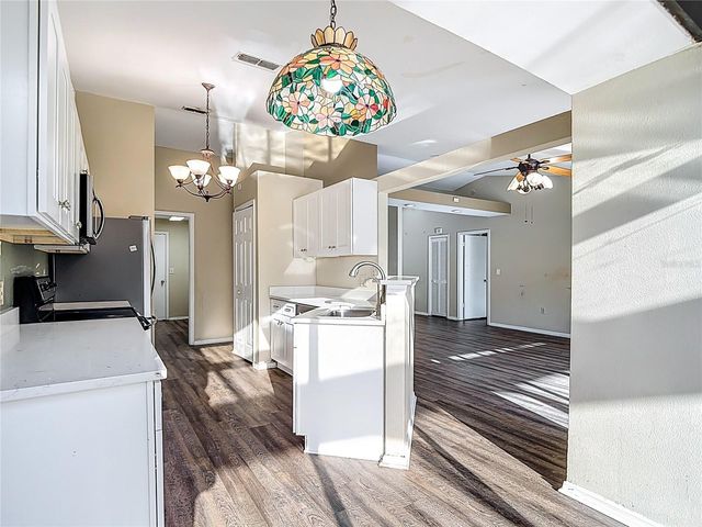 1040 SAWYERS COURT, Lutz, FL 33559