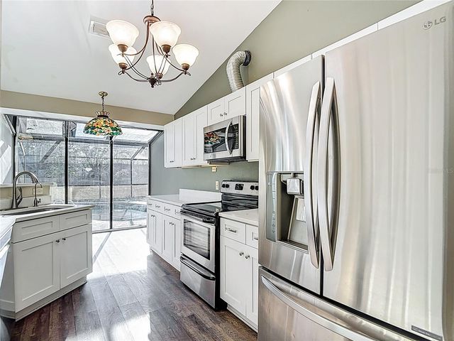 1040 SAWYERS COURT, Lutz, FL 33559