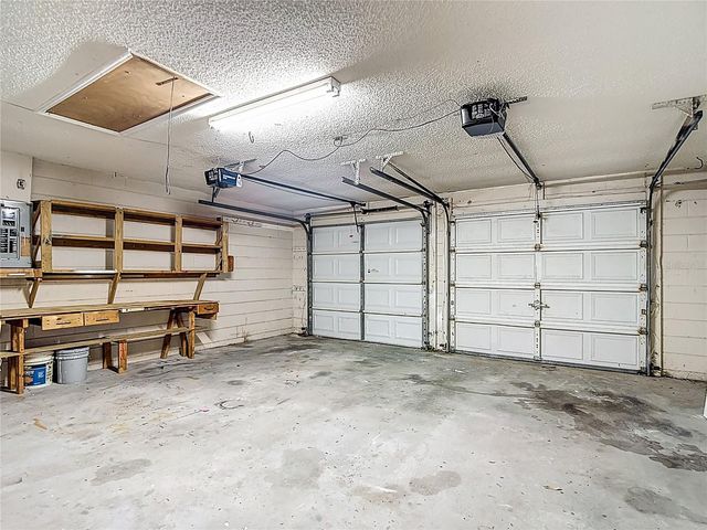 1040 SAWYERS COURT, Lutz, FL 33559