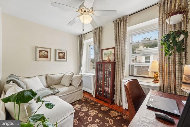 311 CARSON ST, Philadelphia, PA 19128