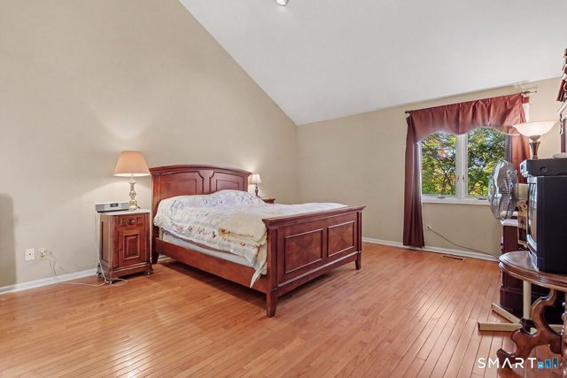 266 Ridgebury Road, Ridgefield, CT 06877