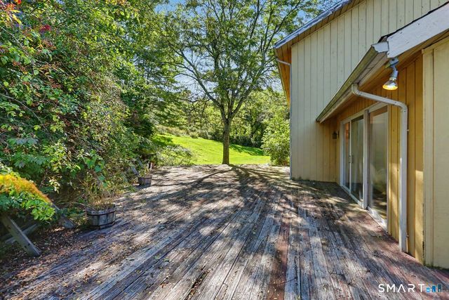 266 Ridgebury Road, Ridgefield, CT 06877