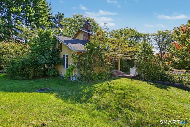 266 Ridgebury Road, Ridgefield, CT 06877