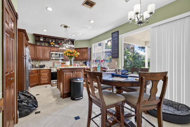 7280 SERRANO Terrace, Delray Beach, FL 33446