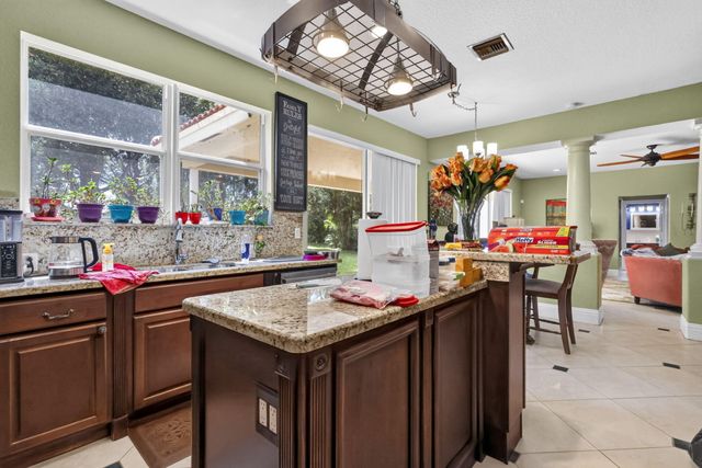 7280 SERRANO Terrace, Delray Beach, FL 33446