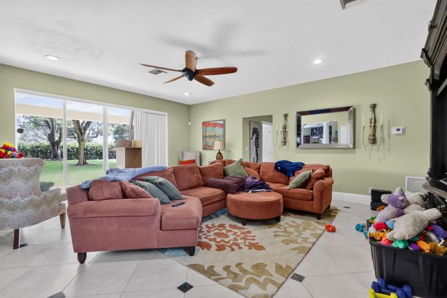 7280 SERRANO Terrace, Delray Beach, FL 33446
