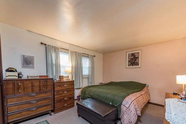 547 Phillips Circle, Antioch, IL 60002