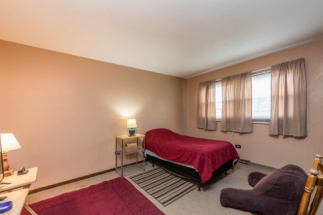 547 Phillips Circle, Antioch, IL 60002