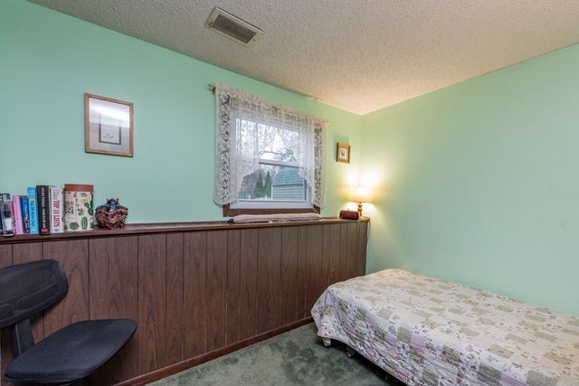 547 Phillips Circle, Antioch, IL 60002