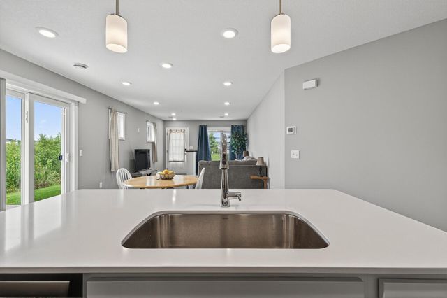 11010 Yalta Street NE E, Blaine, MN 55449