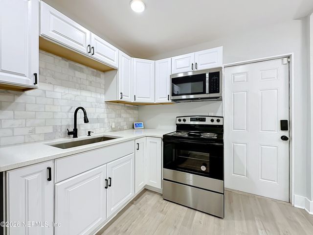 821 W 30TH Street, Jacksonville, FL 32209