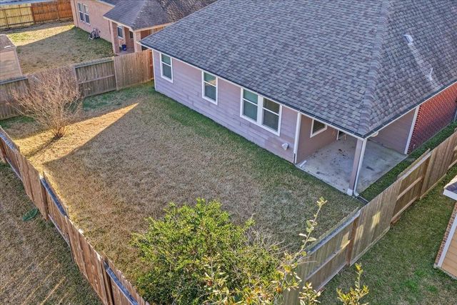 8306 Hampton Bay Drive, Baytown, TX 77523