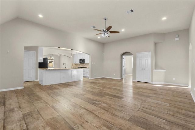 8306 Hampton Bay Drive, Baytown, TX 77523