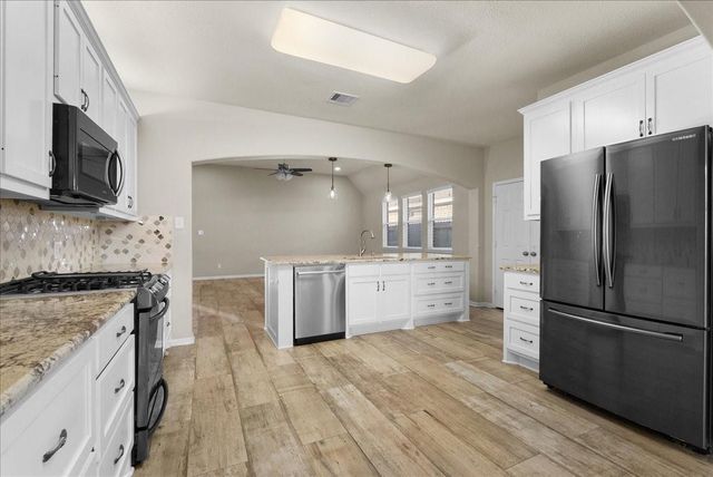 8306 Hampton Bay Drive, Baytown, TX 77523