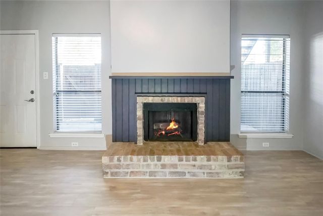 1100 Augusta Drive 7, Houston, TX 77057