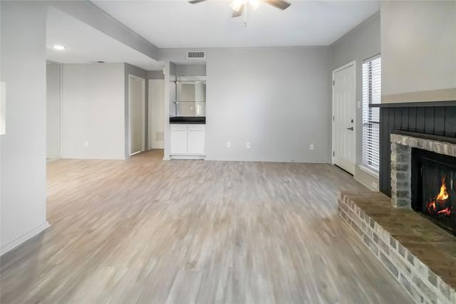 1100 Augusta Drive 7, Houston, TX 77057