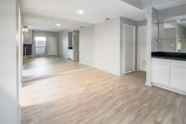 1100 Augusta Drive 7, Houston, TX 77057